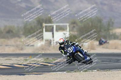 media/Nov-01-2025-CVMA (Sat) [[fc0f7531b8]]/Race 7-Formula Twins-Formula 40 UL/